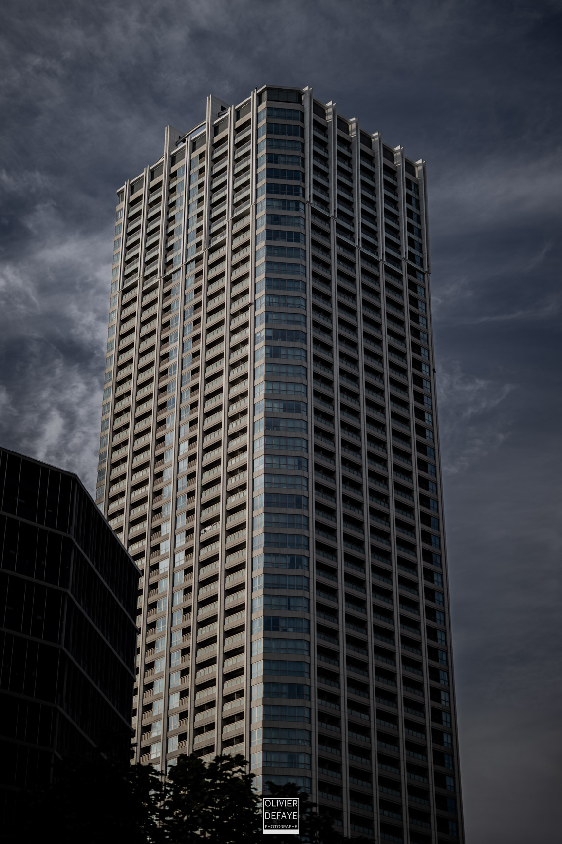 Les dieux et la ville